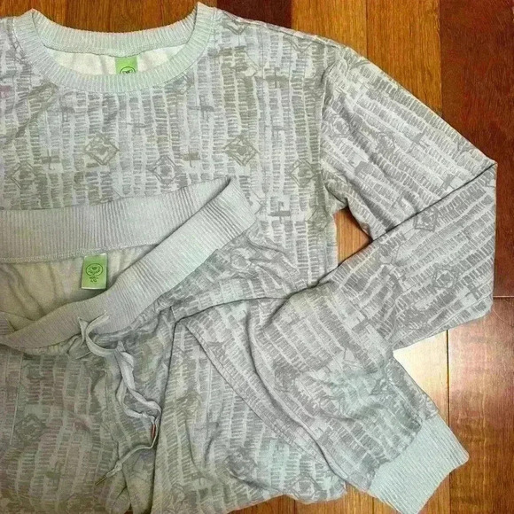 Honey Dew | Cozy matching set pajamas PJ size large fits medium - Picture 7 of 8